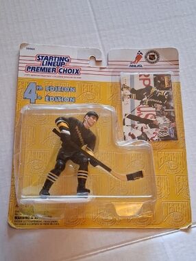 Starting Lineup NHL Hockey Figure - Black and Yellow Uniform